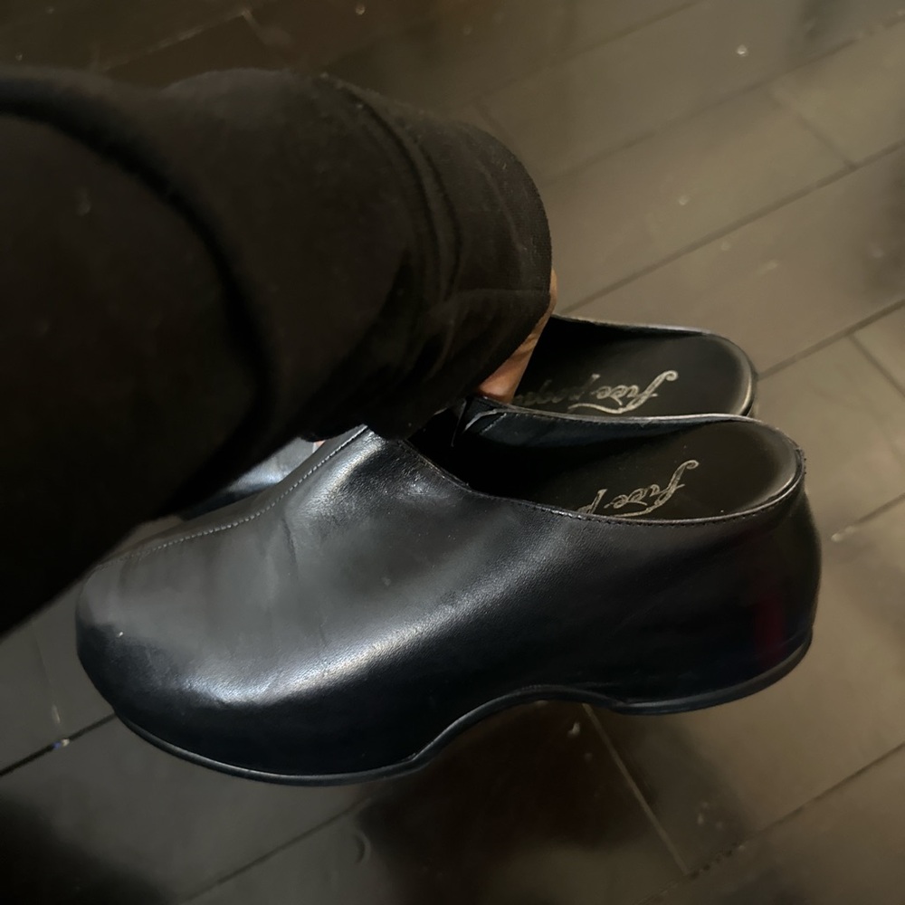 Free people leather clogs
